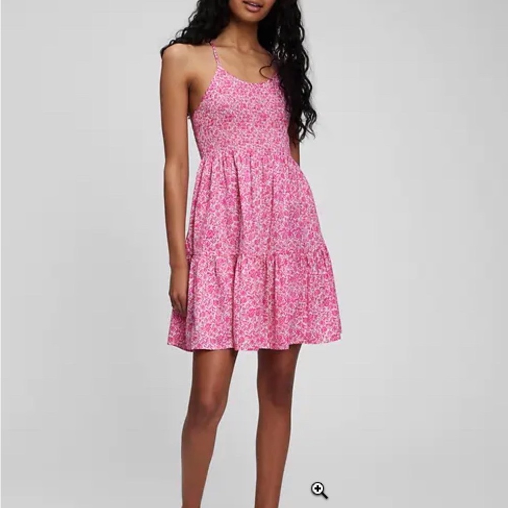 Gap pink and white tiered dress
